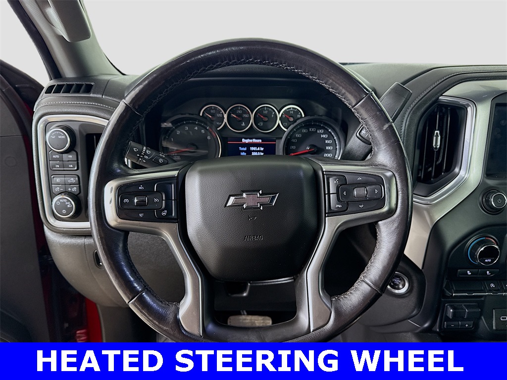 2020 Chevrolet Silverado 1500 RST photo 2