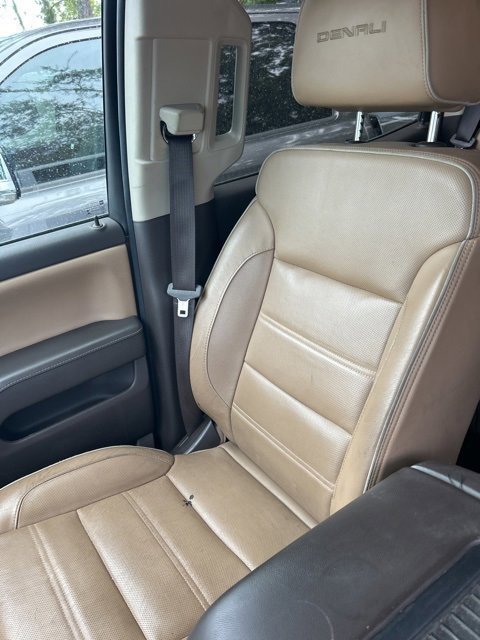 2019 Gmc Sierra 3500 HD Denali photo 3