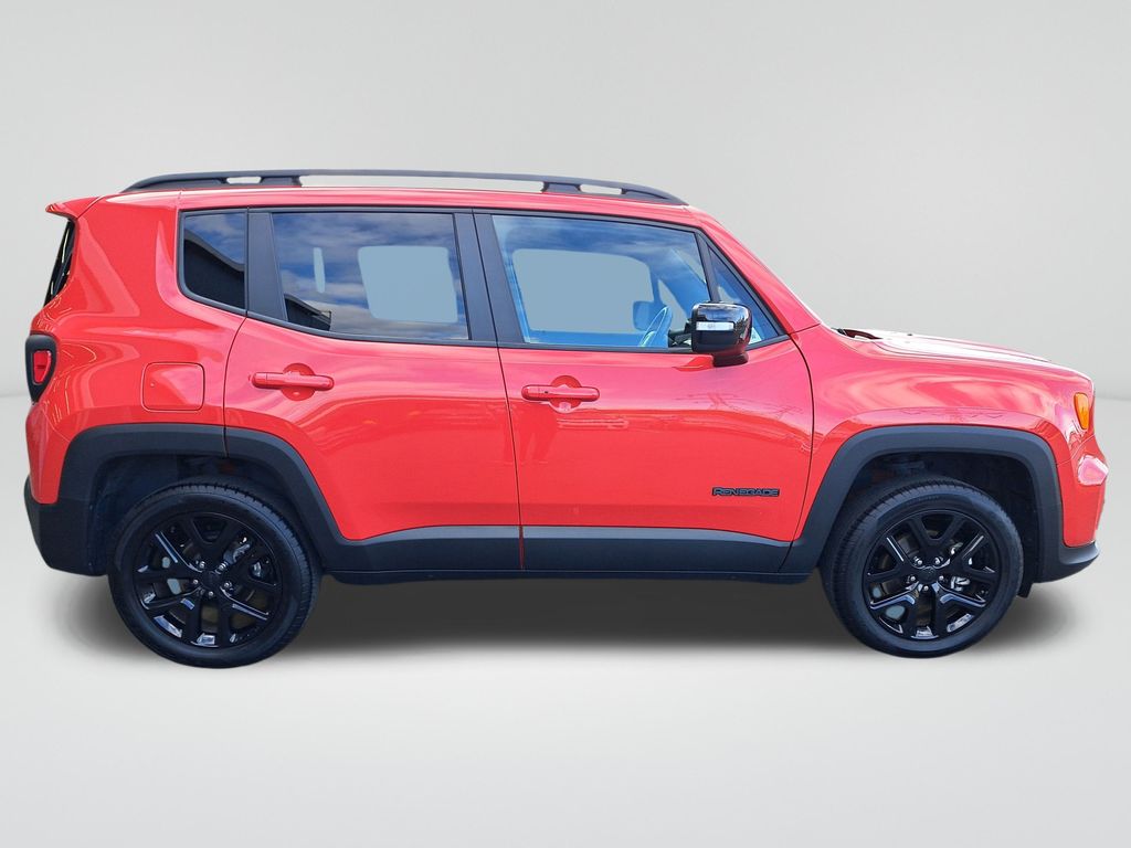 2022 Jeep Renegade Altitude photo 4