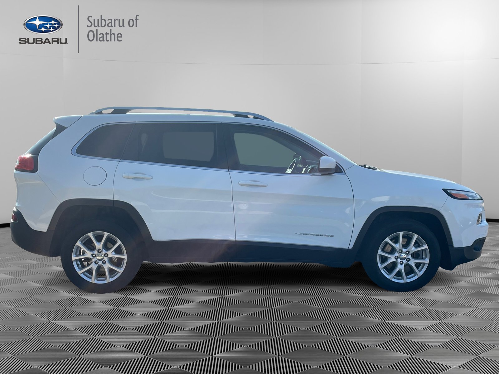 2016 Jeep Cherokee Latitude photo 11