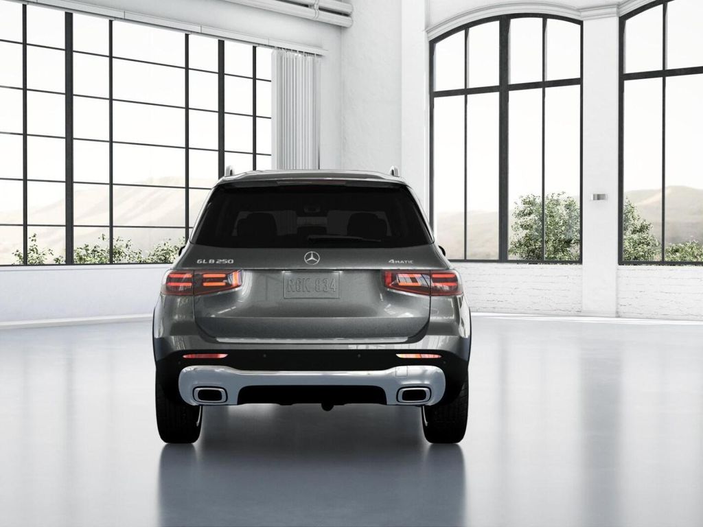 2025 Mercedes Benz GLB 250 4MATIC photo 24