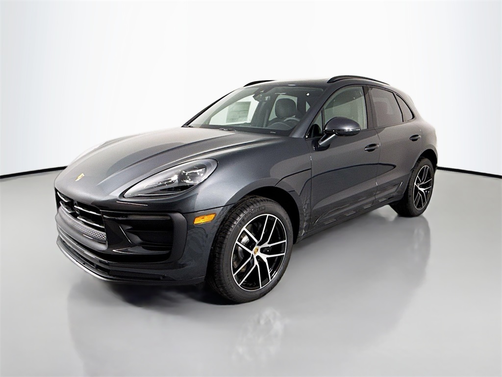 2025 Porsche Macan