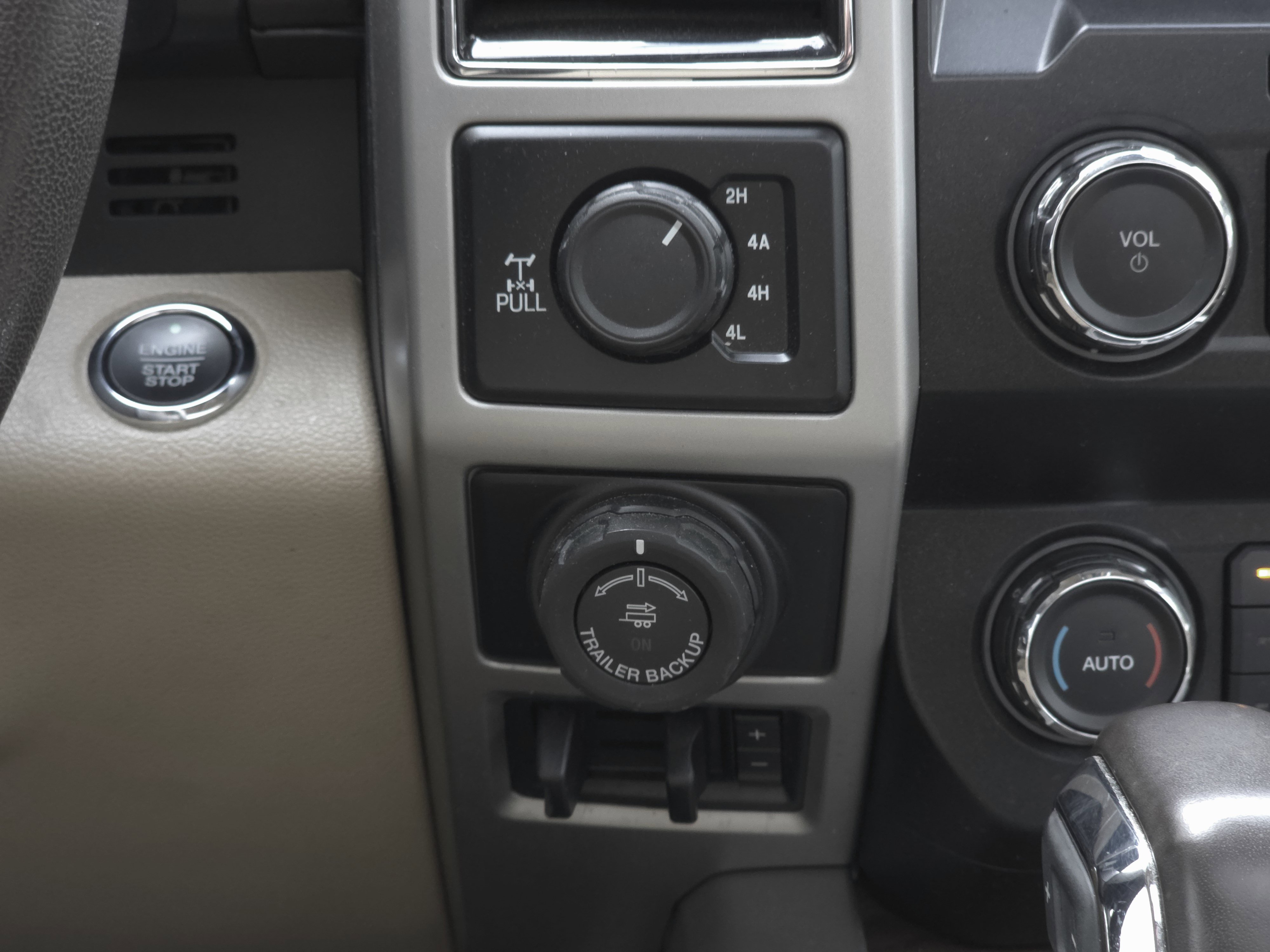 2019 Ford F-150 Lariat photo 9