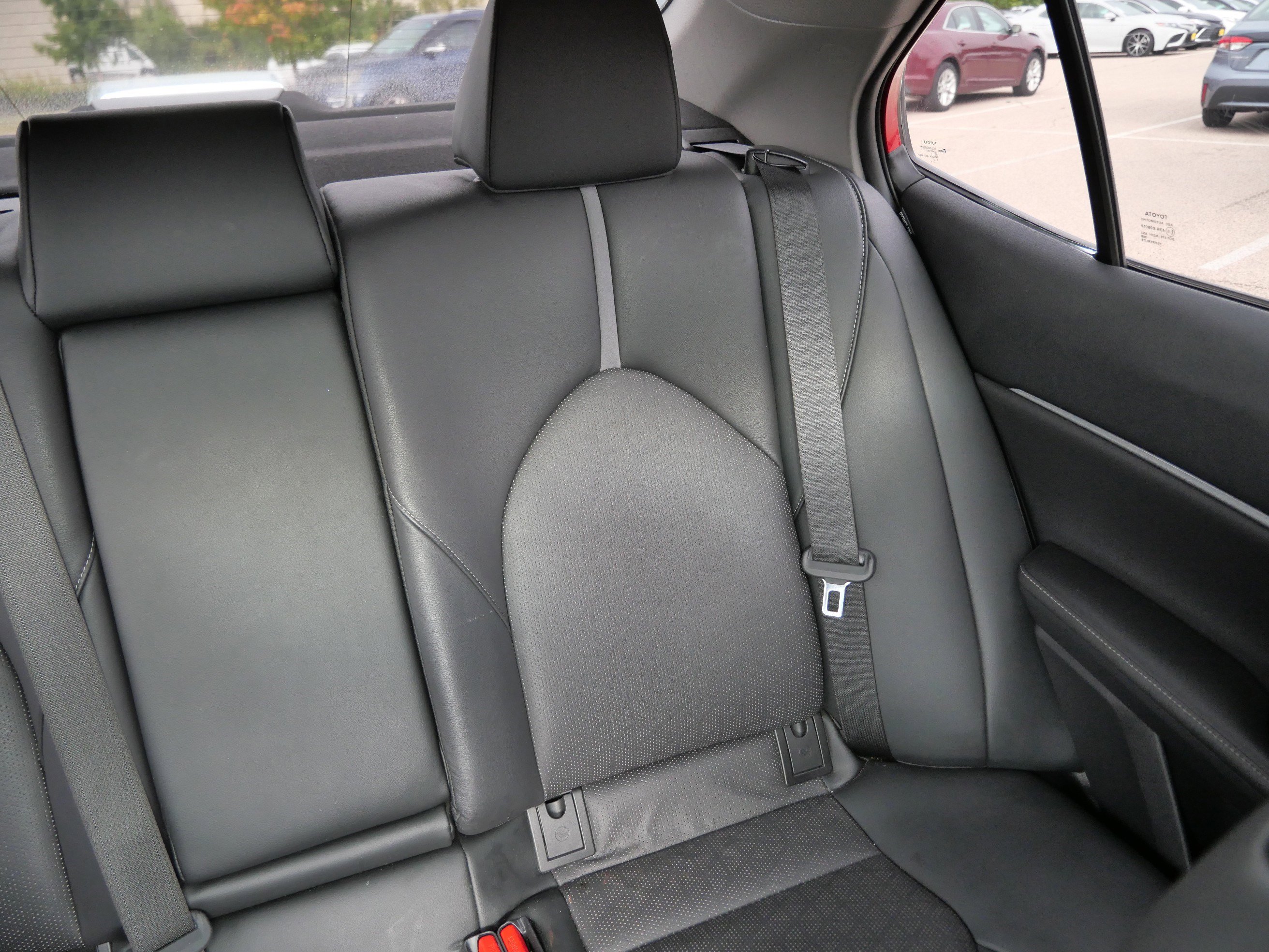 2021 Toyota Camry XSE photo 14