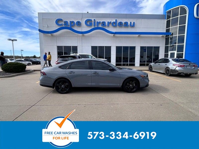 2023 Honda Accord Hybrid Sport-L's photo