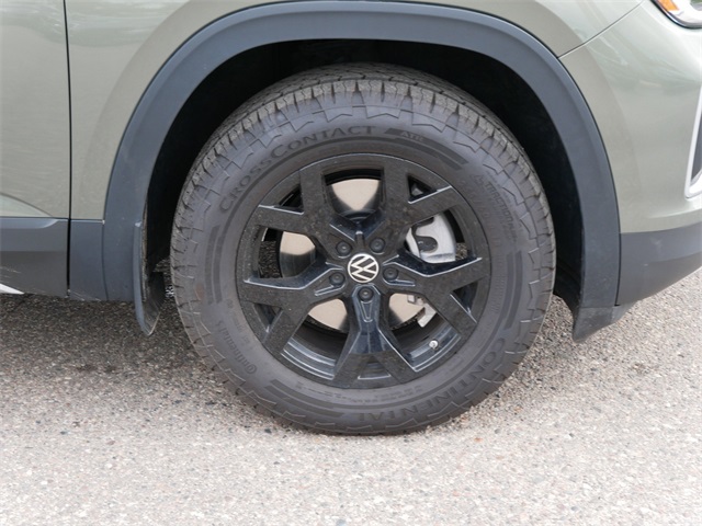 2025 Volkswagen Atlas Peak Edition photo 9
