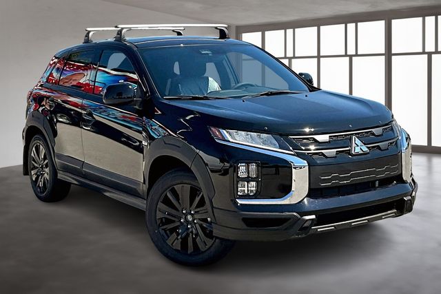 2025 Mitsubishi Outlander Sport S photo 3