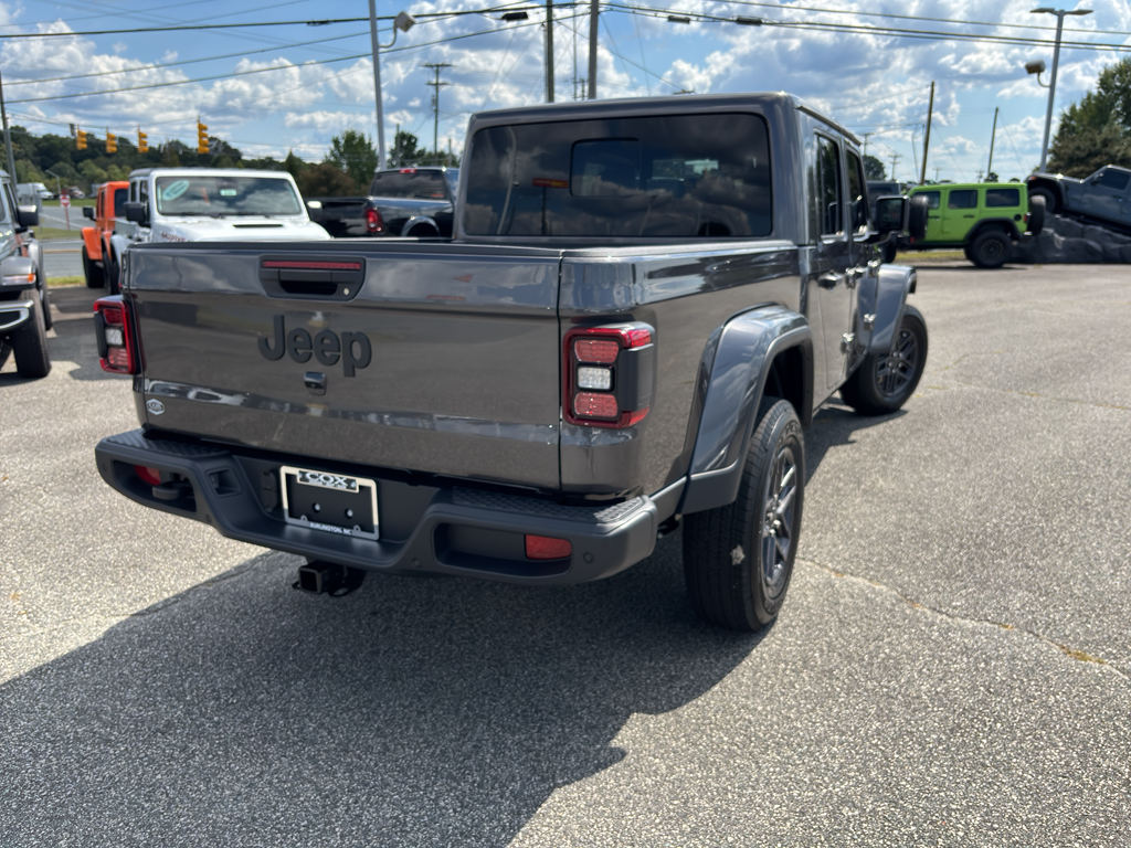 2025 Jeep Gladiator Sport photo 6