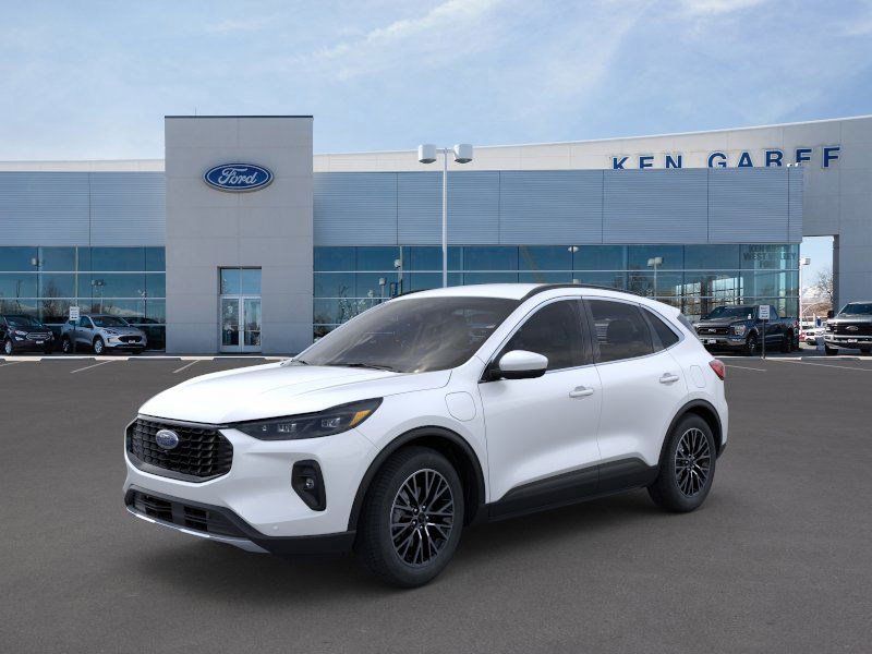 2025 Ford Escape PHEV's photo