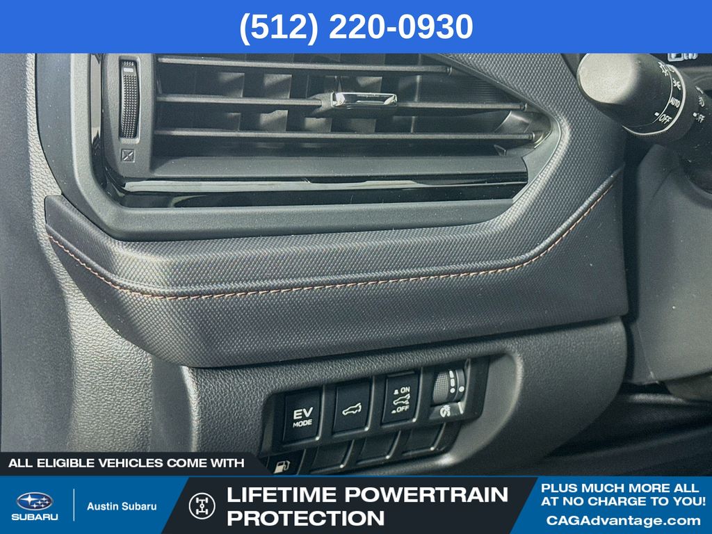 2025 Subaru Forester Touring photo 10
