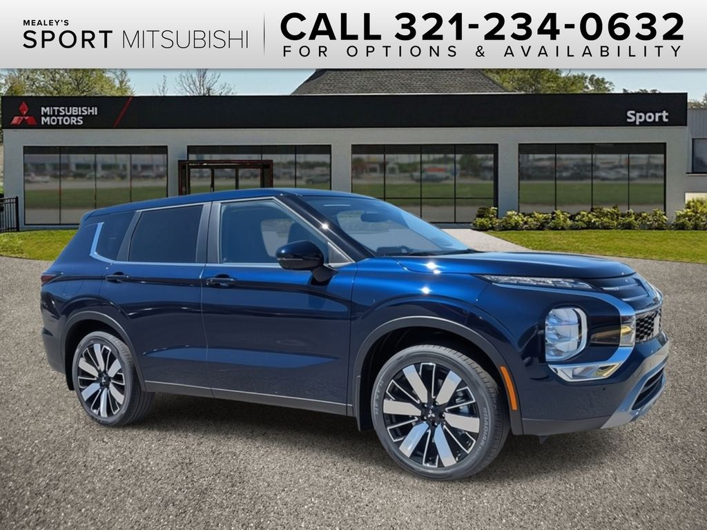 2025 Mitsubishi Outlander SE's photo