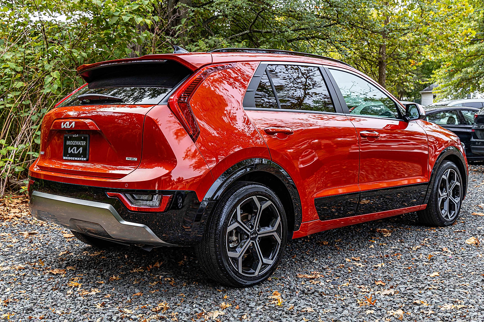 2023 Kia Niro Plug-In Hybrid SX Touring photo 6