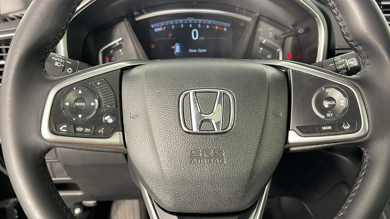Used 2018 Silver Honda EX-L image 1