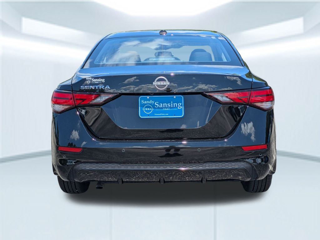2025 Nissan Sentra SV photo 4
