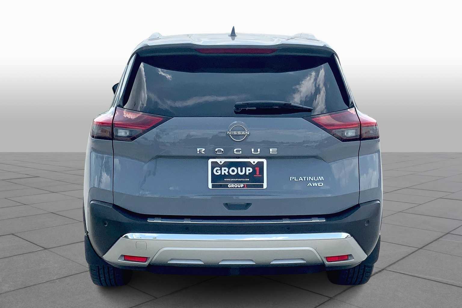 2023 Nissan Rogue Platinum photo 4