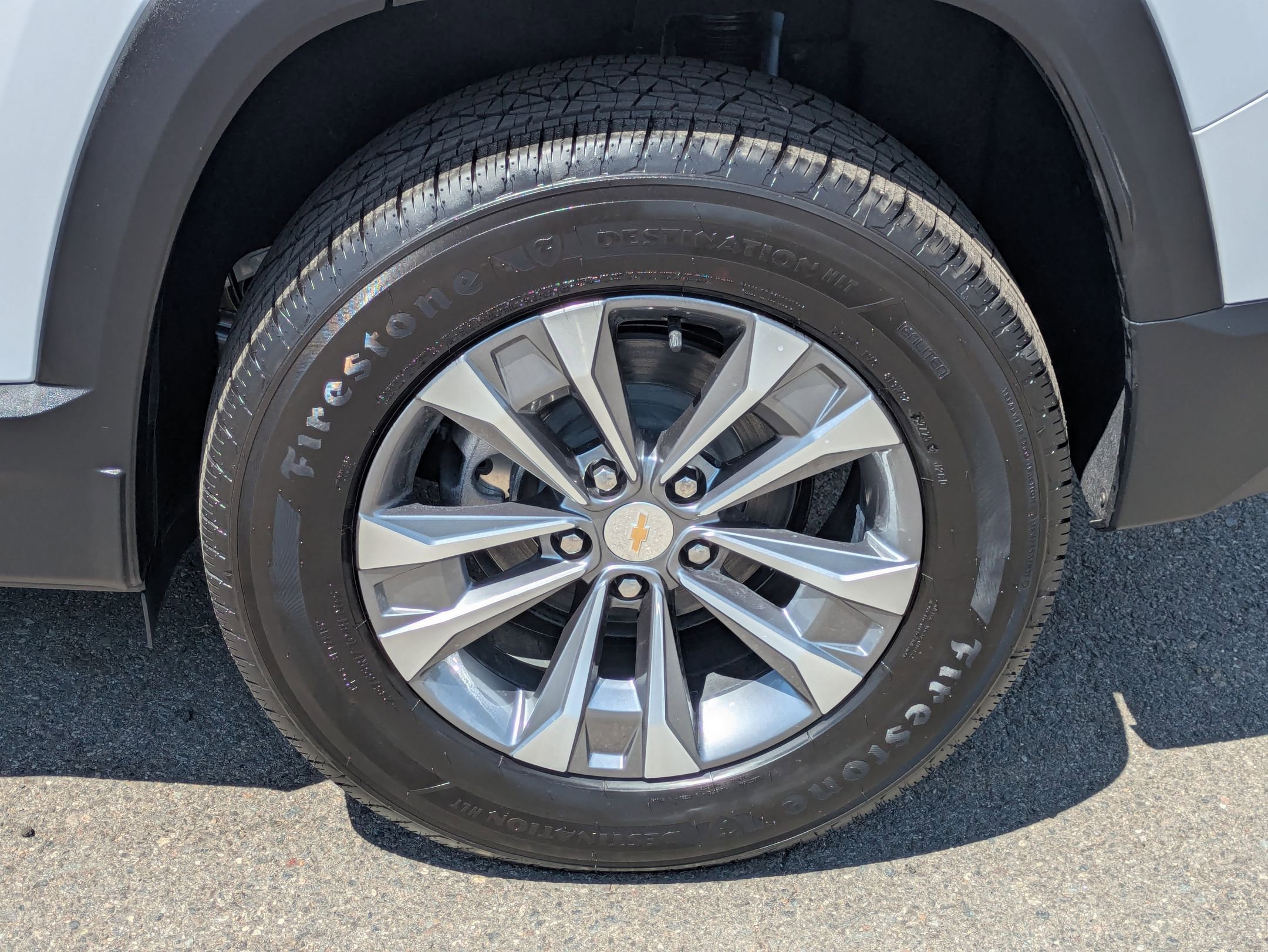 2026 Chevrolet Equinox LT photo 9