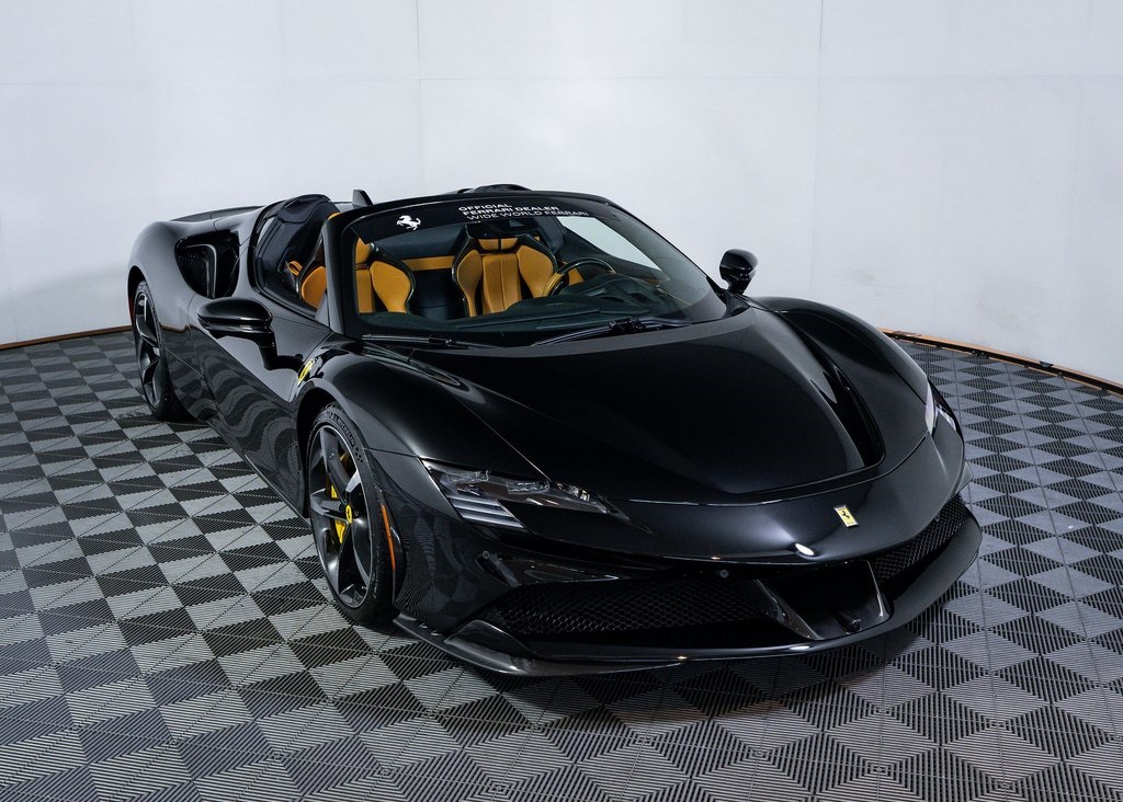 2023 Ferrari SF90 Spider Base photo 14