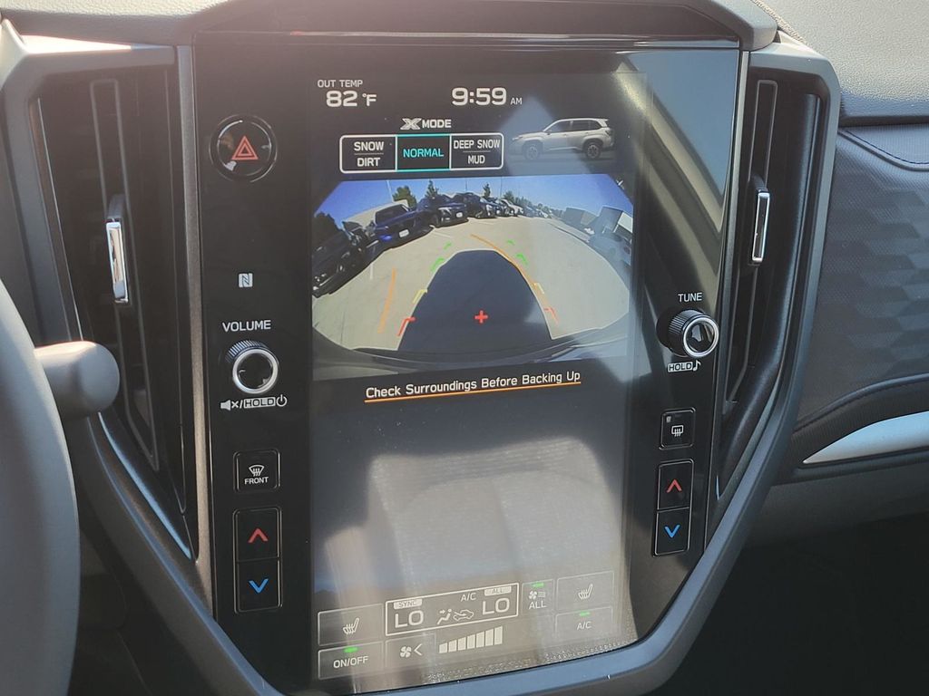 2025 Subaru Forester Premium photo 6
