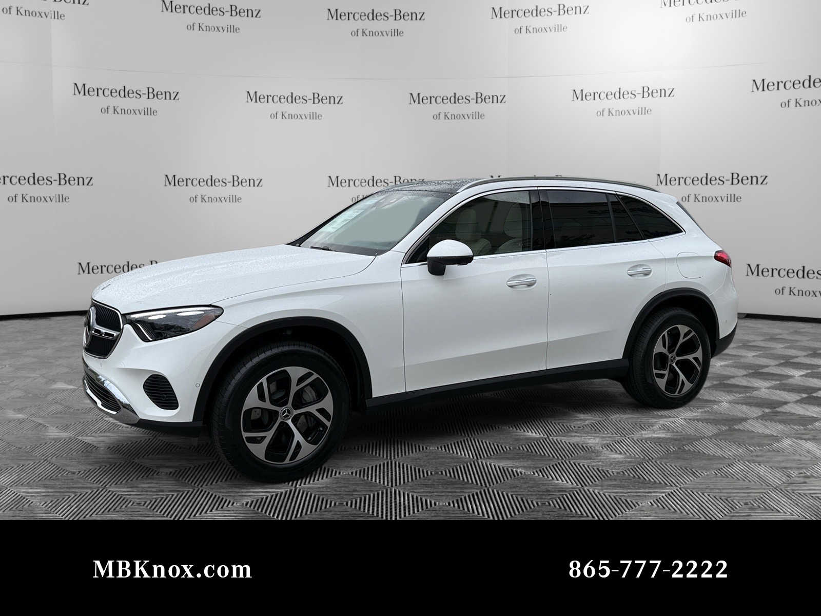 2026 Mercedes-Benz GLC Base's photo