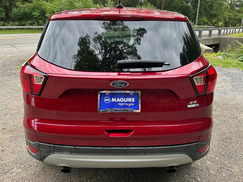 2019 Ford Escape SE photo 4