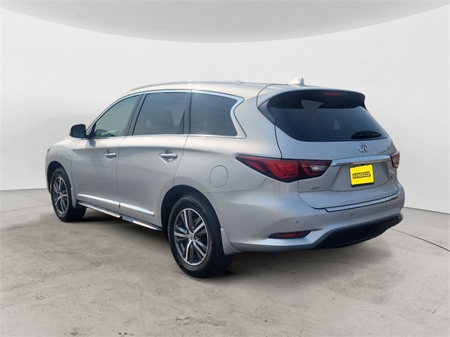 2020 Infiniti QX60 Luxe photo 3
