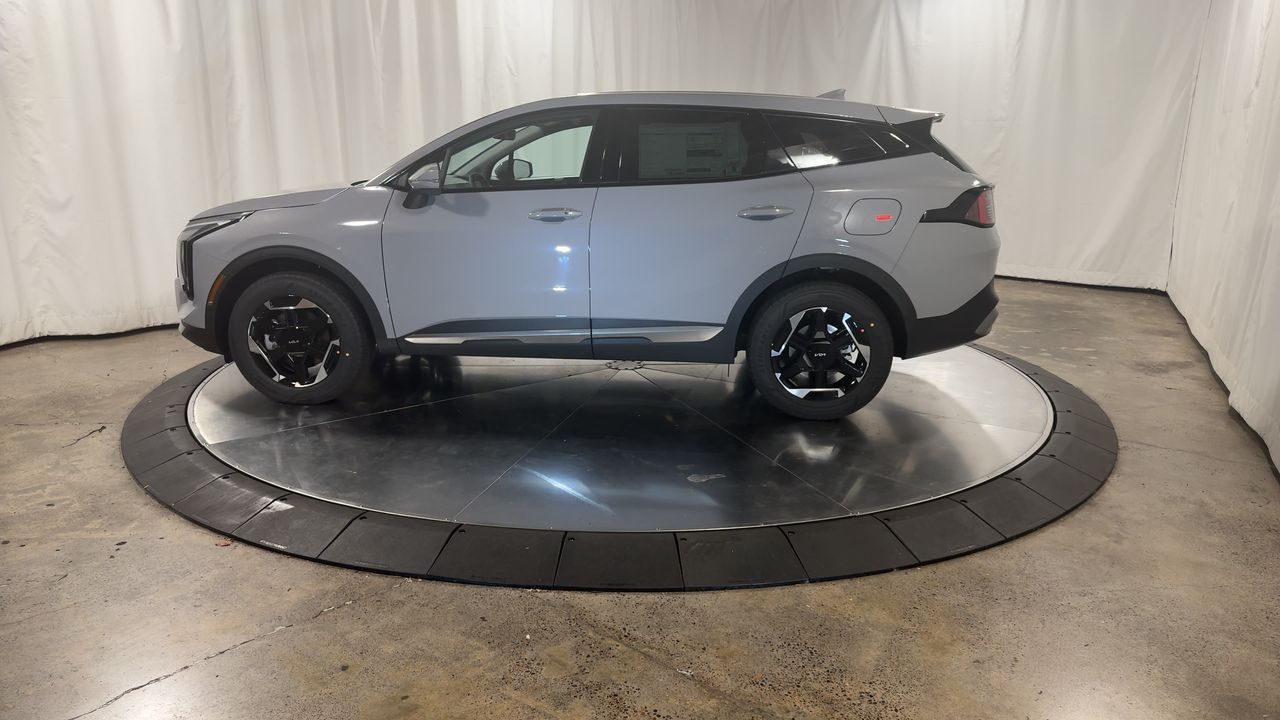 2026 Kia Sportage Hybrid S photo 4