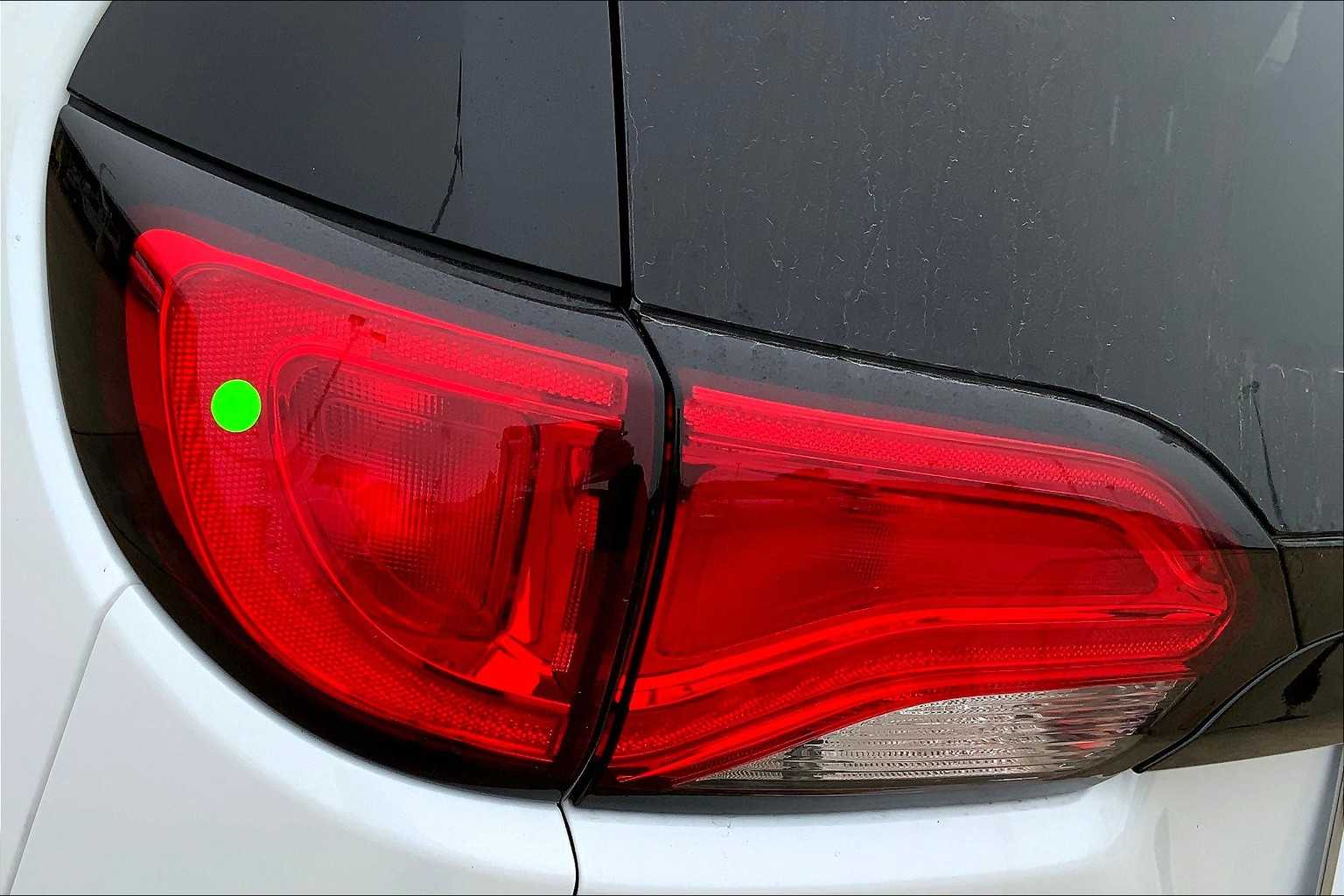 2025 Chrysler Voyager LX photo 14