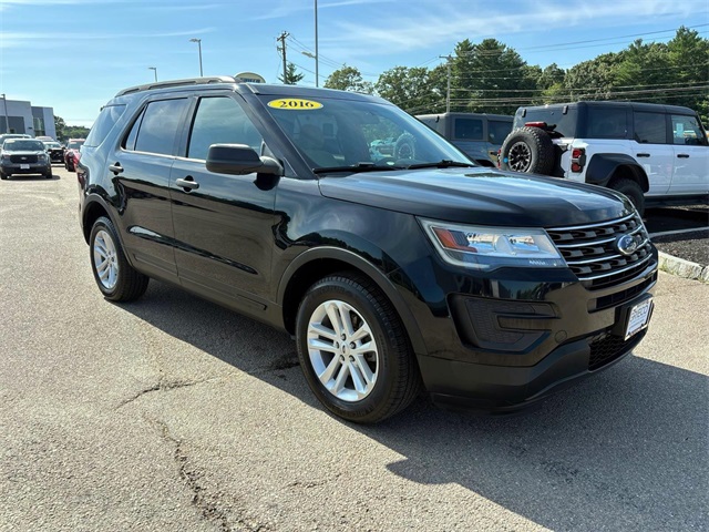 Used 2016 Shadow Black Ford  image 1