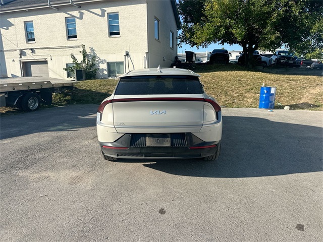2022 Kia EV6 Light Wind GT-Line photo 4