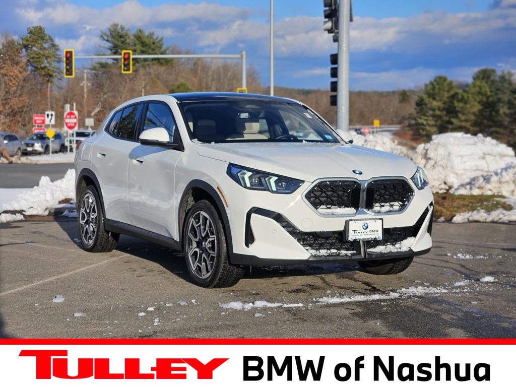 2025 BMW X2 28i's photo