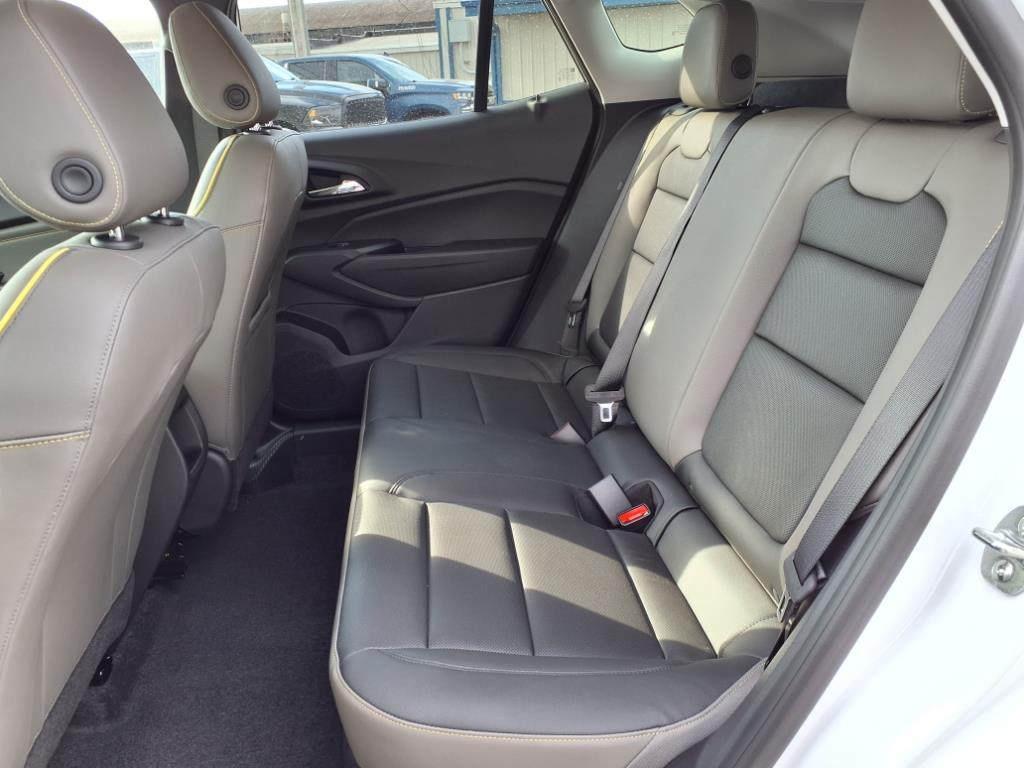 2025 Chevrolet Trax ACTIV photo 6