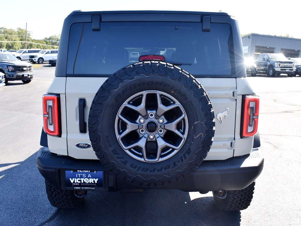 2025 Ford Bronco Badlands photo 23