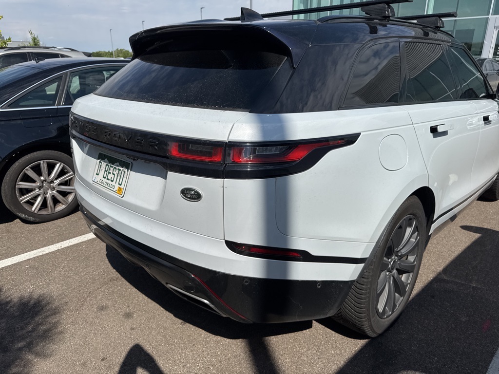2018 Land Rover Range Rover Velar SE photo 3