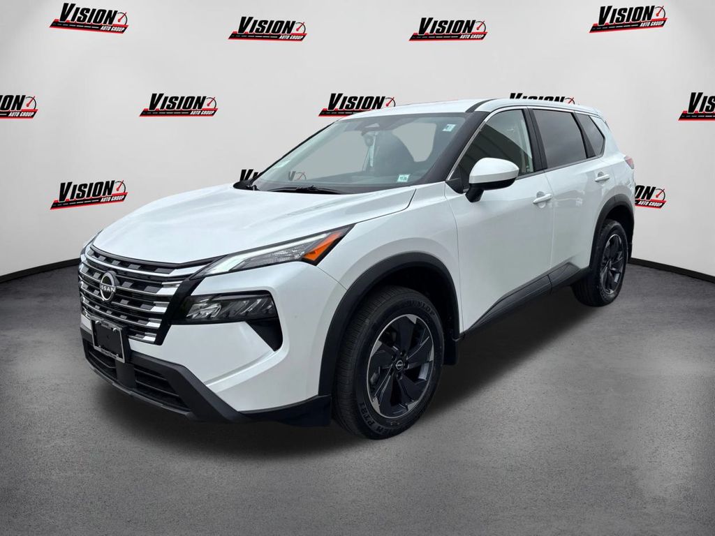 2026 Nissan Rogue SV's photo