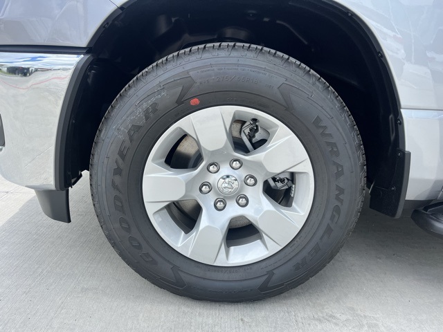 2025 Ram 1500 Tradesman photo 5