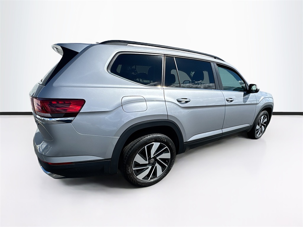 2024 Volkswagen Atlas SE Technology photo 7