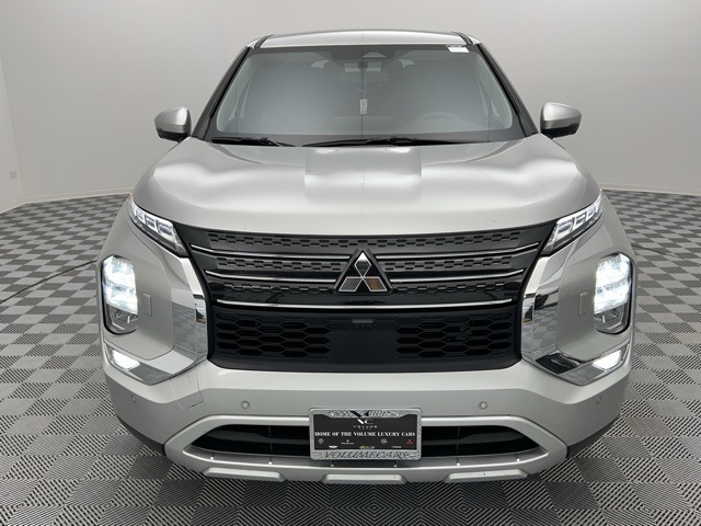 2024 Mitsubishi Outlander SE Ralliart photo 2