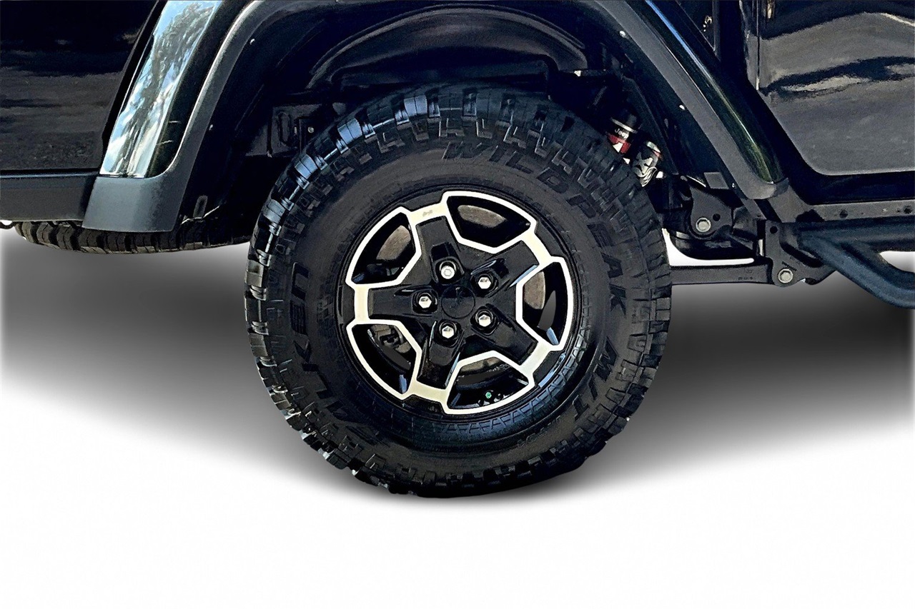 2023 Jeep Gladiator Mojave photo 33