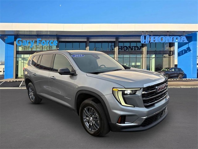 2025 GMC Acadia Elevation's photo