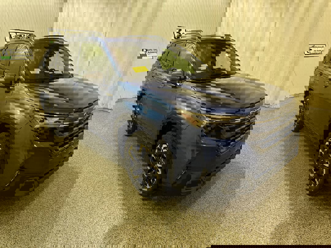 2025 Subaru Forester Limited's photo