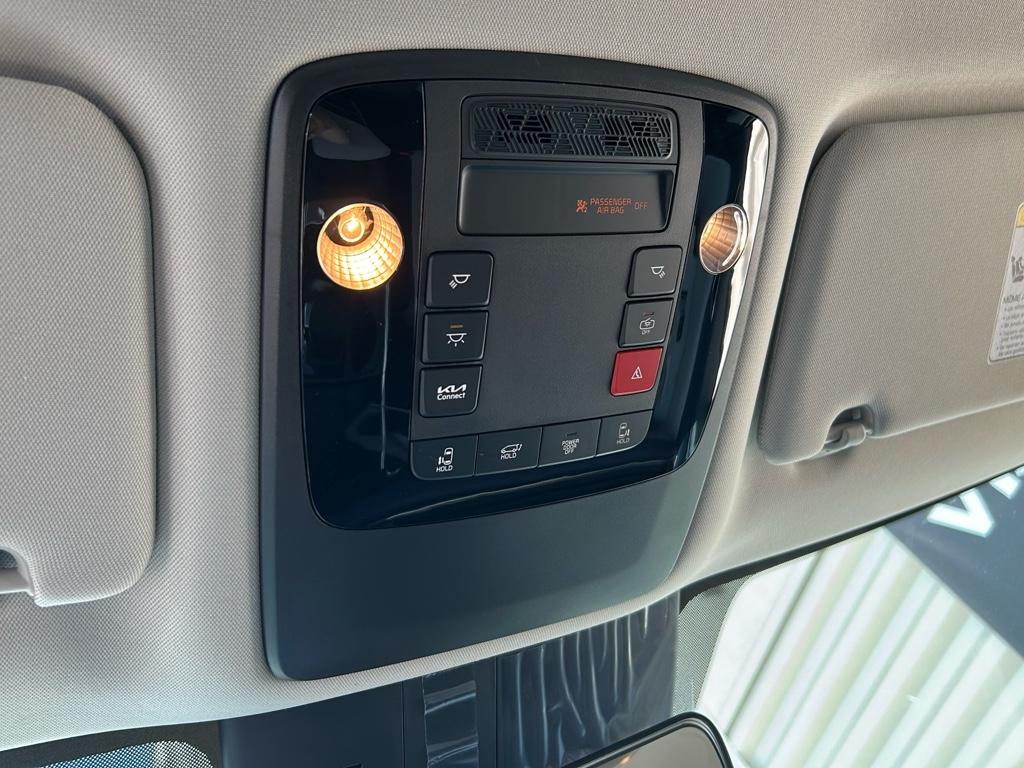 2026 Kia Carnival EX photo 25