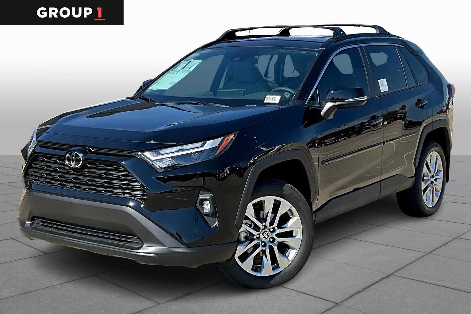 2025 Toyota RAV4 XLE Premium's photo
