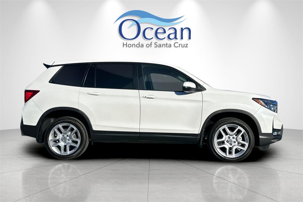 2025 Honda Passport EX-L photo 2