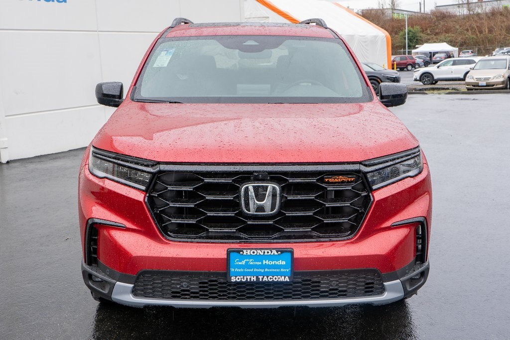 2025 Honda Pilot TrailSport photo 3