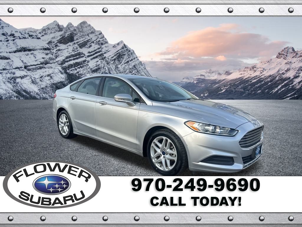 2016 Ford Fusion SE's photo