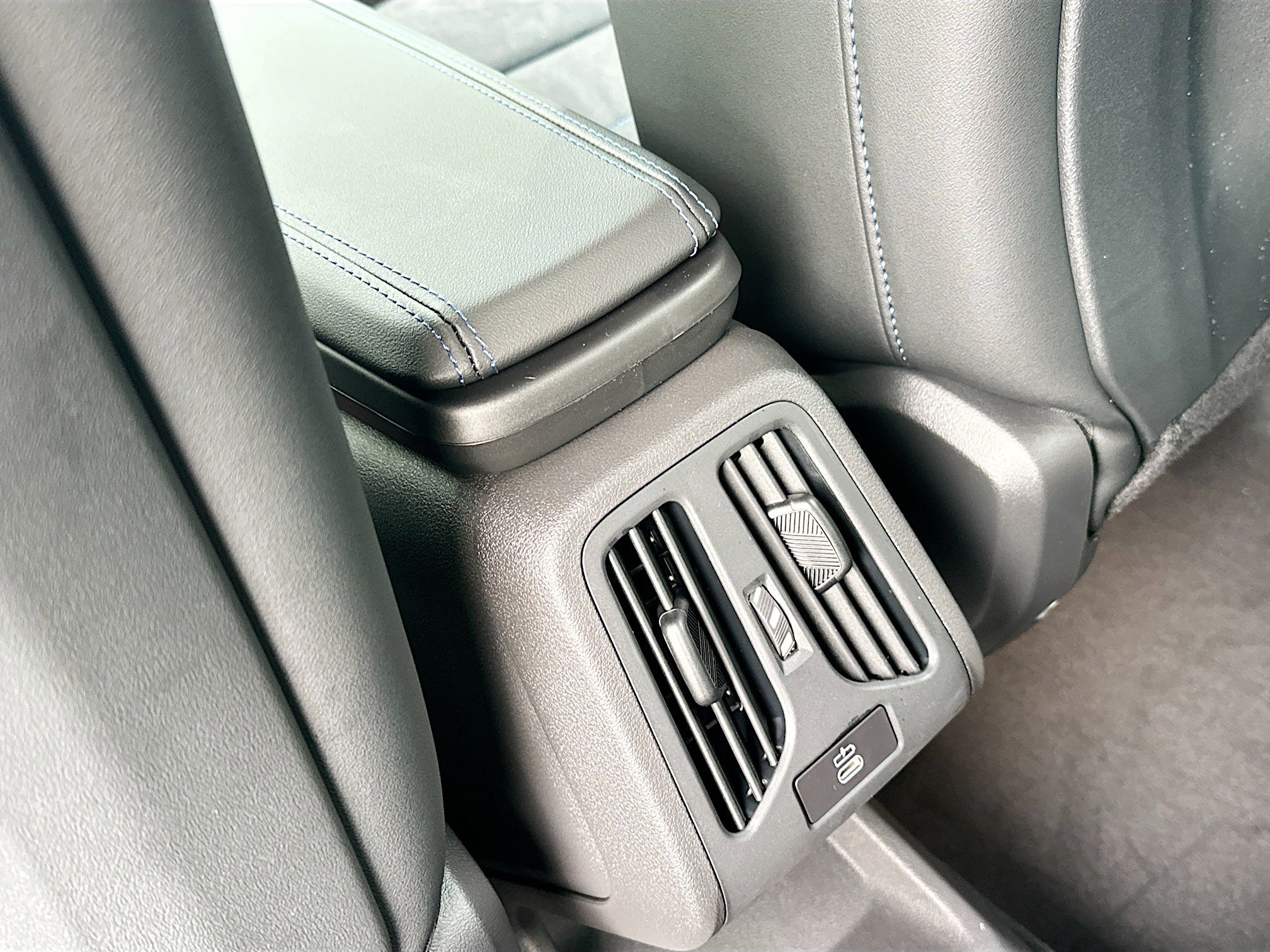2026 Bmw X1 XDrive28i photo 21