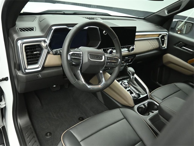 2023 GMC CANYON - Image 9