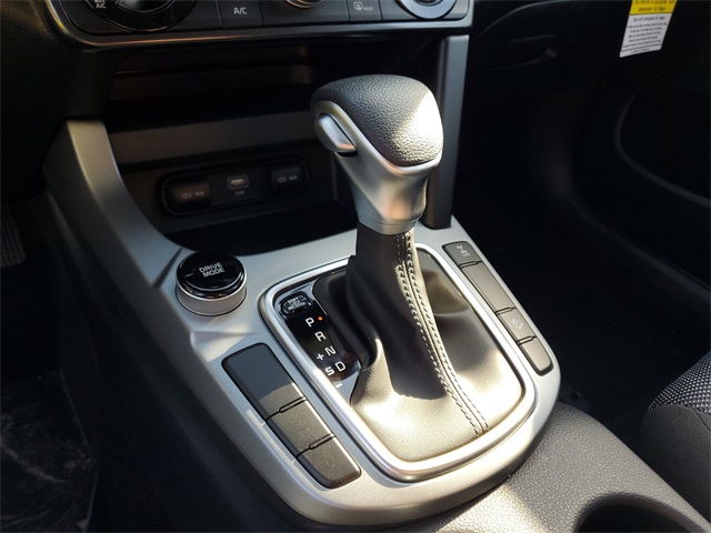2025 Kia Seltos LX photo 20
