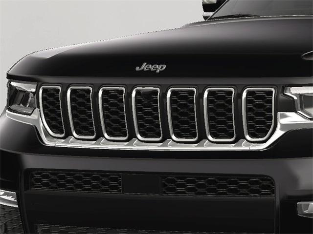 2025 Jeep Grand Cherokee Limited photo 14