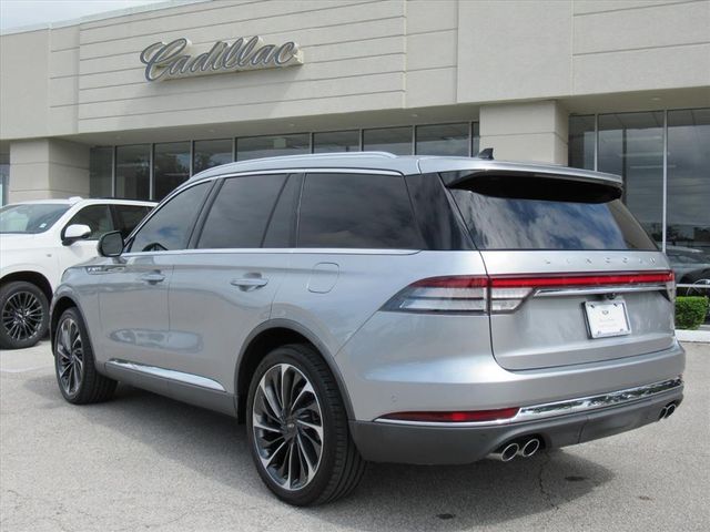 2021 Lincoln Aviator Reserve photo 2